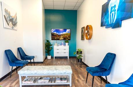 55428 Dentist